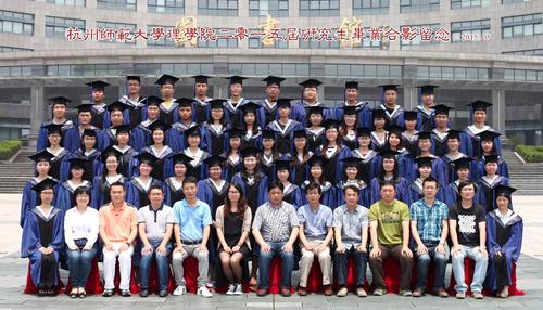 理学院2012级研究生合影